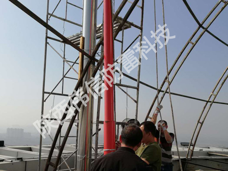 21米高強(qiáng)度玻璃鋼避雷針，氣象雷達(dá)站專用避雷針，防側(cè)擊絕緣接閃器產(chǎn)品展示二